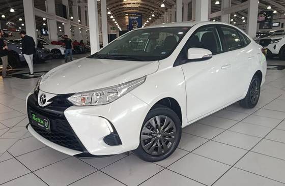 TOYOTA YARIS 1.5 16V FLEX SEDAN XL MULTIDRIVE